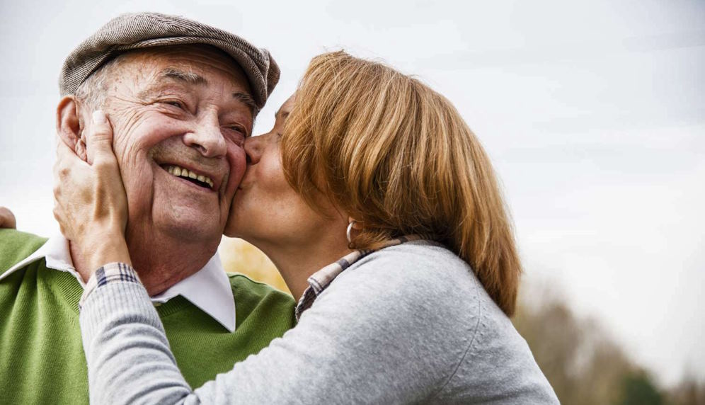 promote independence in aging parents